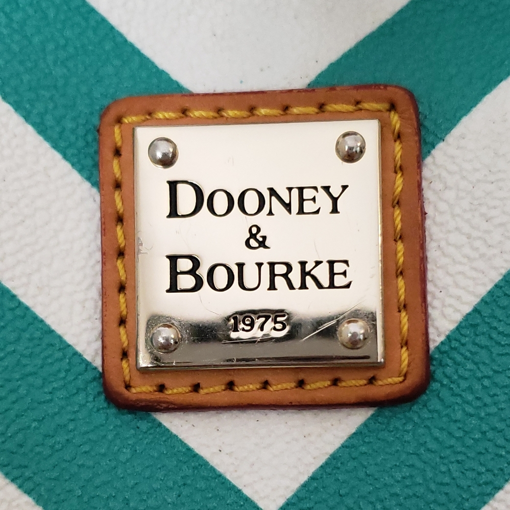 Dooney & Bourke Chevron print satchel - Picture 3 of 4